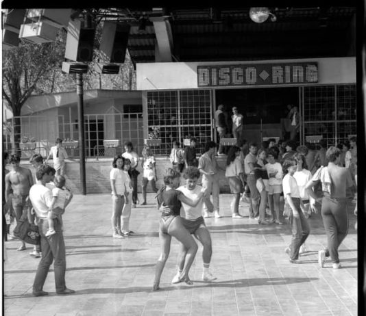 Celebra Discoteca ‘’ Ring’’ din Costinești in 1980.