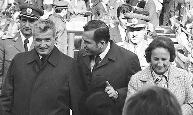 Tovarășii Nicolae Ceaușescu și Ion Iliescu