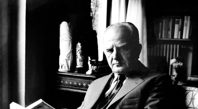 GEORGE MACOVESCU, fost Ministru de Externe al Romaniei in perioada 1972-1978, fost Presedinte al Uniunii Scriitorilor 1978-1982