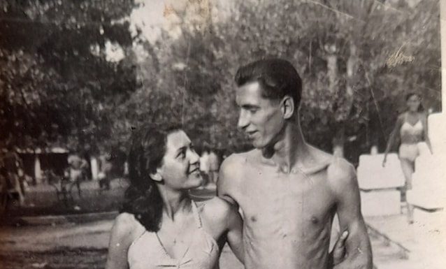 Strandul Kiseleff, 8 august 1947. Aurel Baranga, care avea sa infiinteze peste nici 2 ani revista Urzica