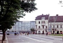 Cluj, Piața Mihai Viteazu, văzută de pe strada Barițiu zona Casa de modă și Palatul Poștei în anul 1972.